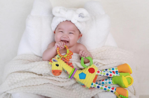 渑池宝宝为什么会吐奶 渑池宝宝为什么会吐奶